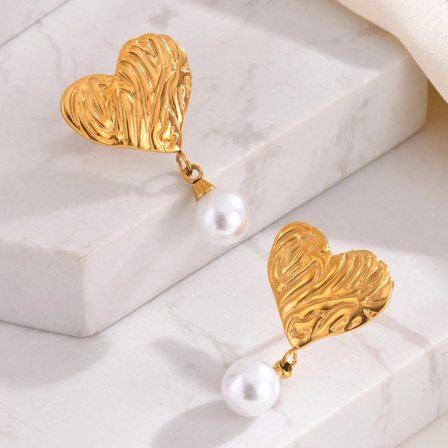 Irregular Texture Heart Shape Imitation Pearl Earrings