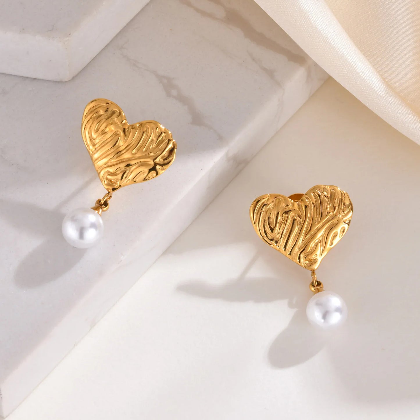 Irregular Texture Heart Shape Imitation Pearl Earrings